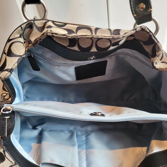 Coach Purse - Picture 4 of 5